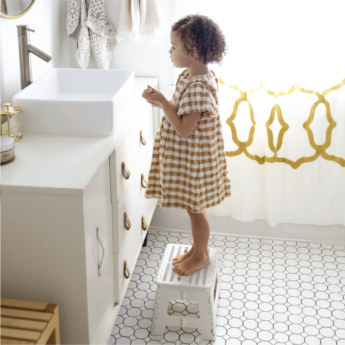 Click 'n Climb Locking Step Stool