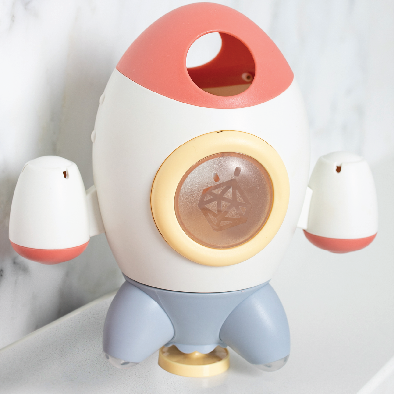 Blast Off! Rocket Sprinkler Bath Toy