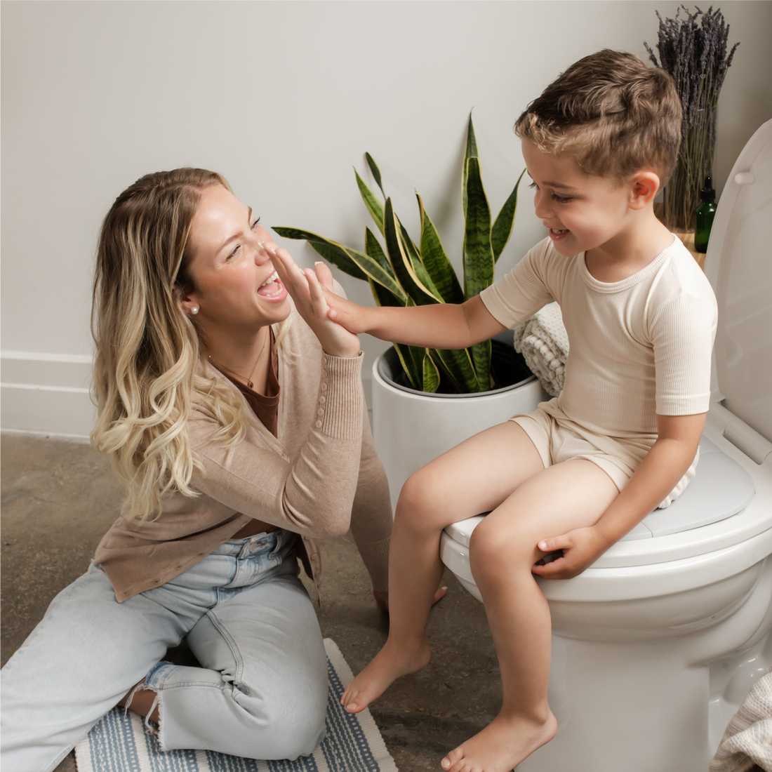 To Reward or Not to Reward: Potty Training Strategies