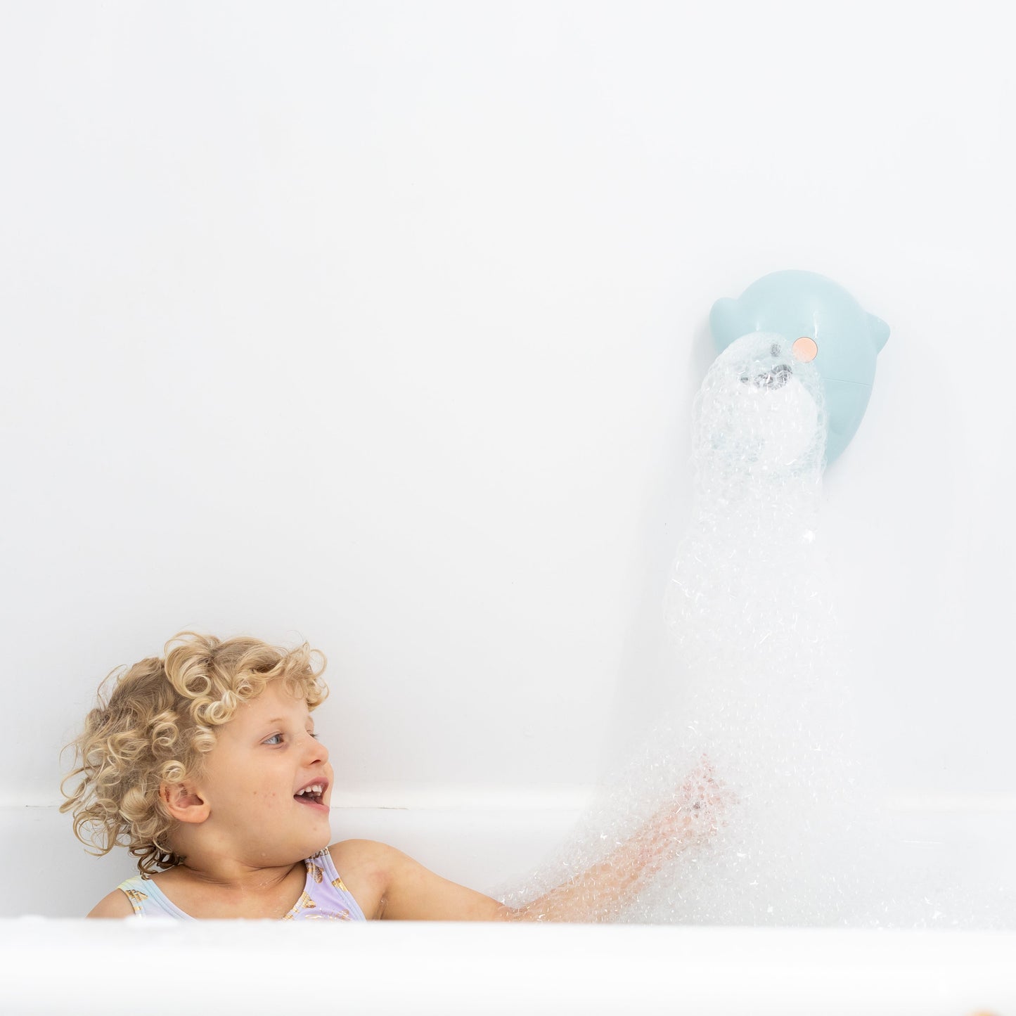 Dolphin Bath Bubble Maker
